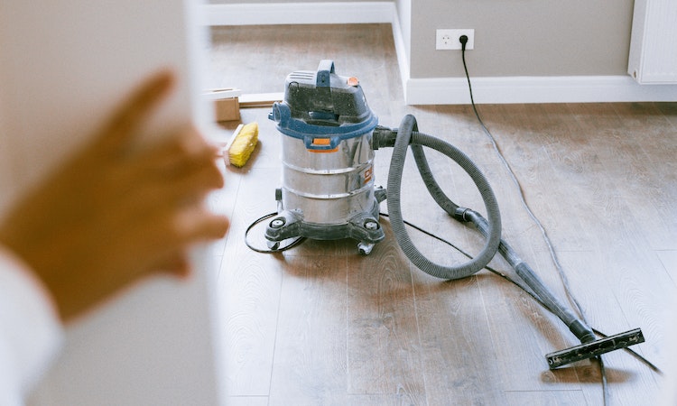 house cleaning tools