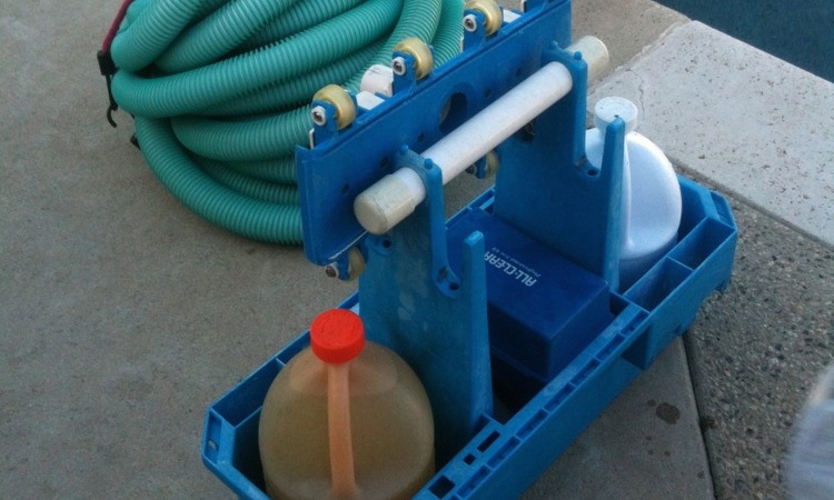 pool cleaner tools